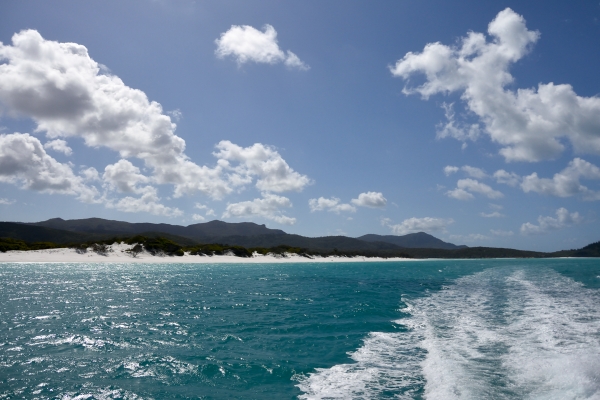 eatsleepwear, travel, australia, hamilton island, honeymoon, great barrier reef, helicopter
