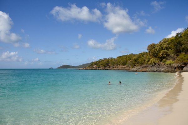 eatsleepwear, travel, australia, hamilton island, honeymoon, whitehaven beach