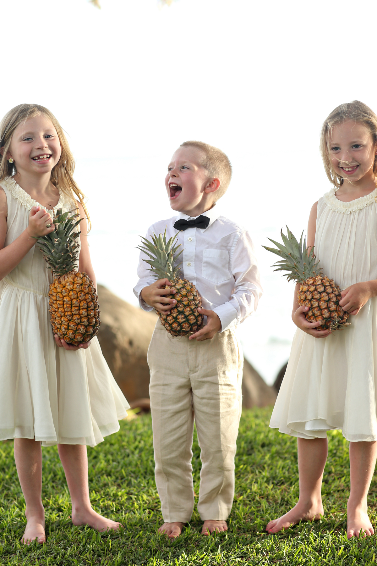 EatSleepWear, Wedding, Beach Wedding, Reception, Alison Conklin, Maui, Hawaii, Olowalu Plantation House, Vera Wang, Kimberly Pesch, Kimberly Lapides, Beach Wedding