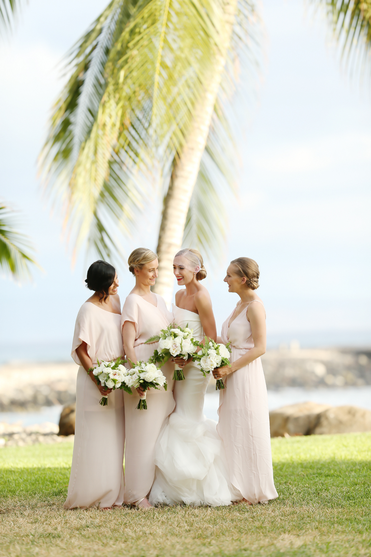 EatSleepWear, Wedding, Beach Wedding, Reception, Alison Conklin, Maui, Hawaii, Olowalu Plantation House, Vera Wang, Kimberly Pesch, Kimberly Lapides, Beach Wedding