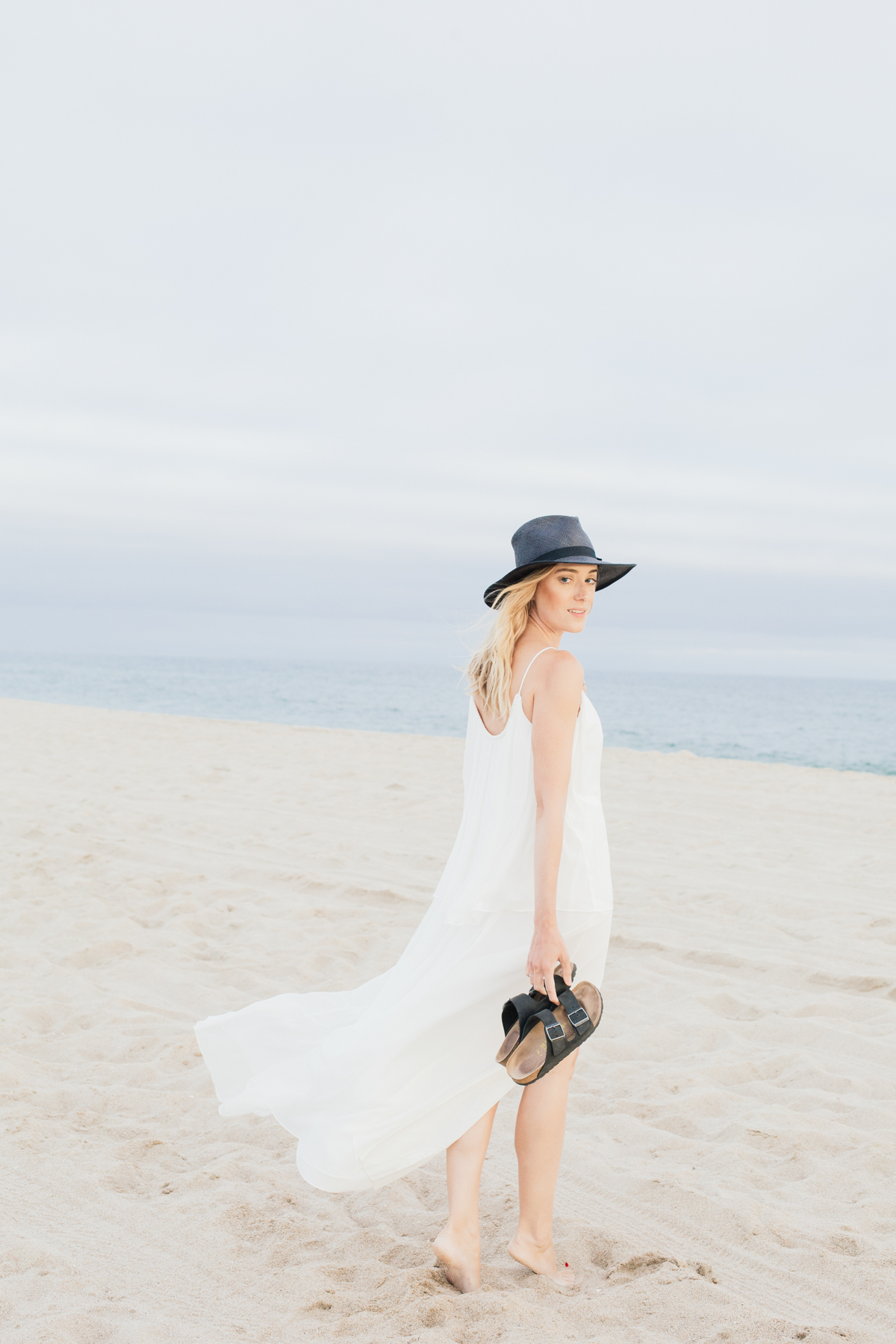 eatsleepwear, outfit, elizabeth and james, birkenstock, Glady Tamez, Beach, Kimberly Lapides