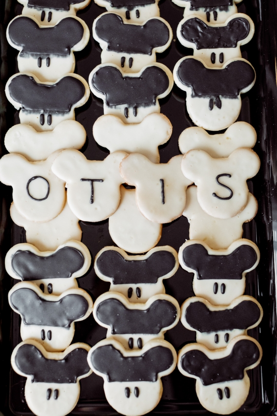 Mickey Mouse Chocolate Chip Cookies - Love to be in the Kitchen