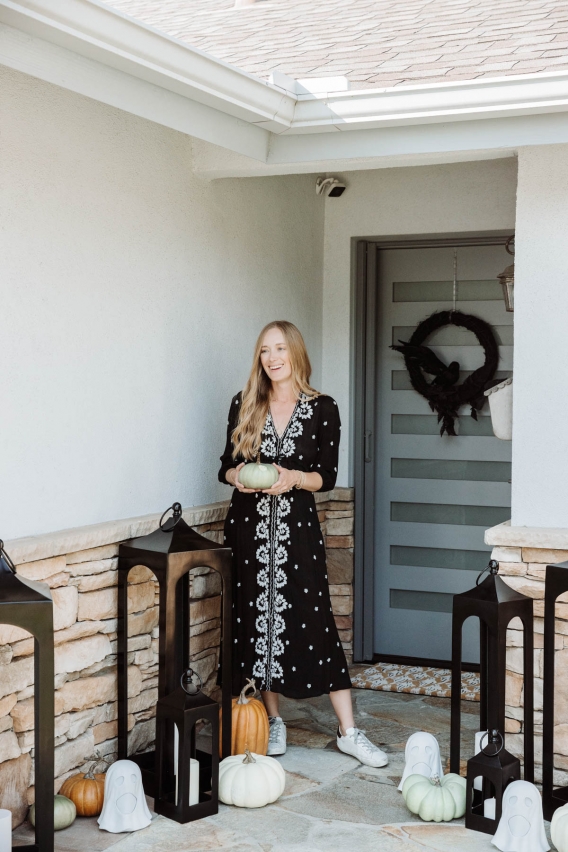 Fall & Halloween Decor For Patio & Yard  eat.sleep.wear.  Fashion &  Lifestyle Blog by Kimberly Lapides
