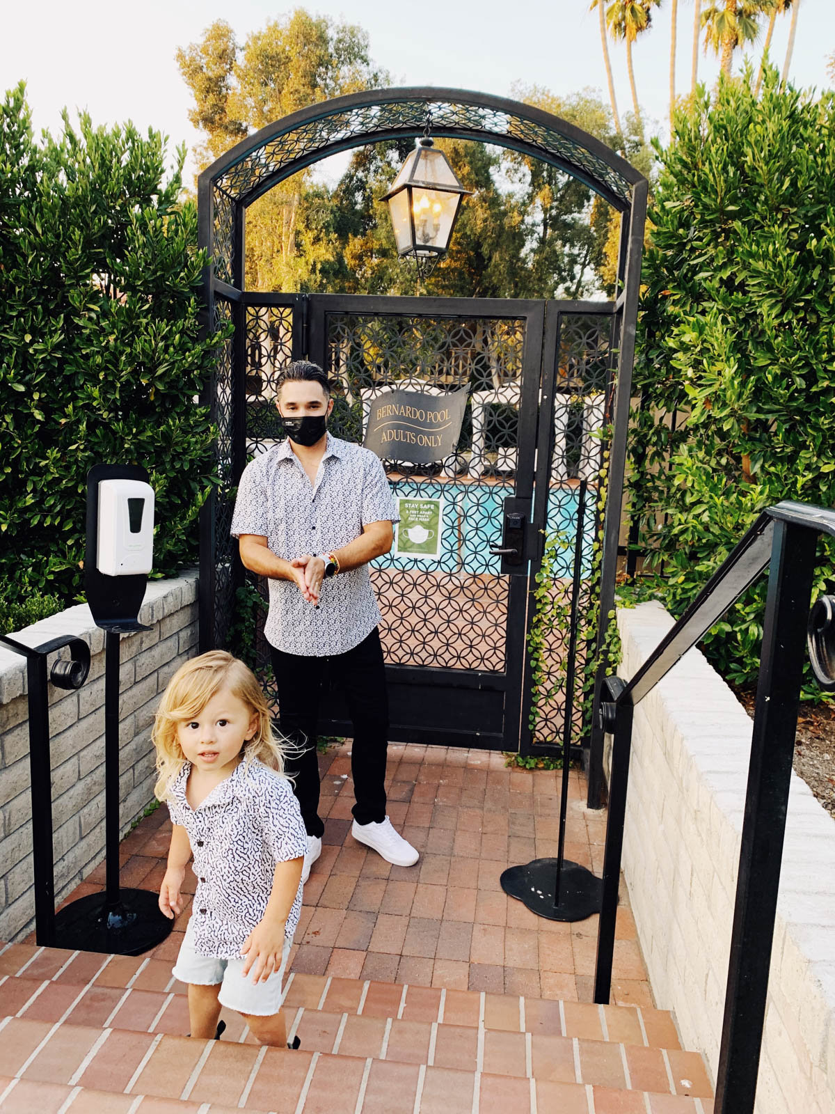 eatsleepwear goes on a family trip with toddler to Rancho Bernardo Inn showing father and son and covid safety protocols